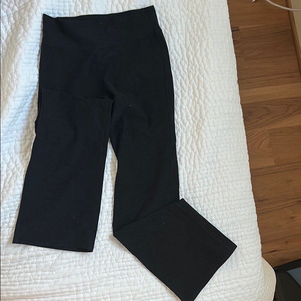Slim bootcut yoga pants